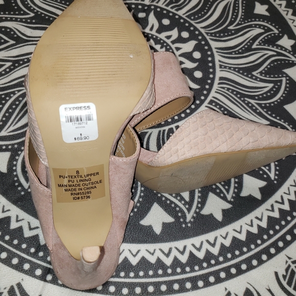 NEW! Express blush pink pointed mule heels size 8 - Picture 6 of 8
